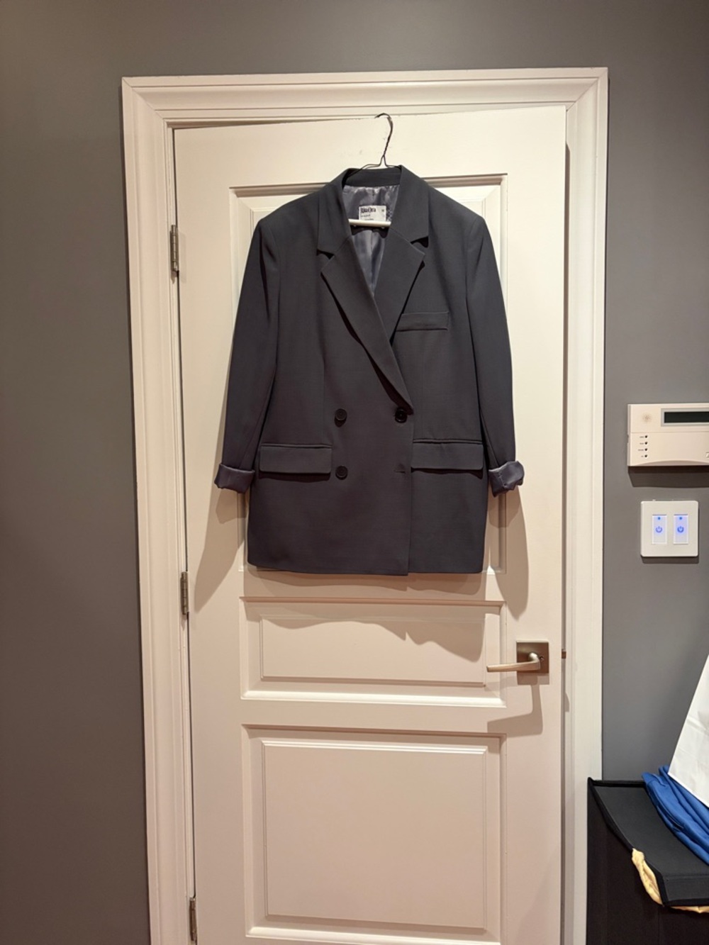 Primark Charcoal Gray Double-Breasted Blazer with Wide-Leg Pants Set - Picture 3 of 3